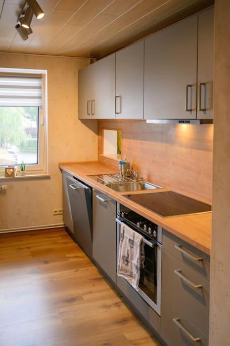 Apartment 4 Sterne Rhoenland-erlebnis In - Auch Fuer Wanderreiter Bernshausen